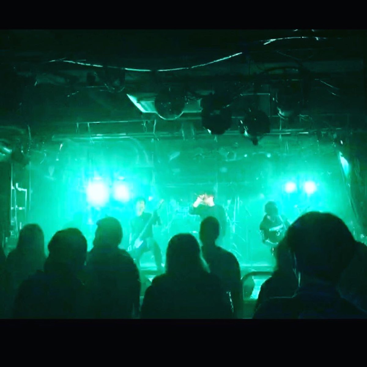 ChainDisaster's tweet photo. 昨日は、ライブ納めおもろかった！また来年！
Voヨウスケ
#chaindisaster #チェインディザスター #ライブ #バンド #live #music #band #bigtwindinershovel https://t.co/UqjNXhaCzY