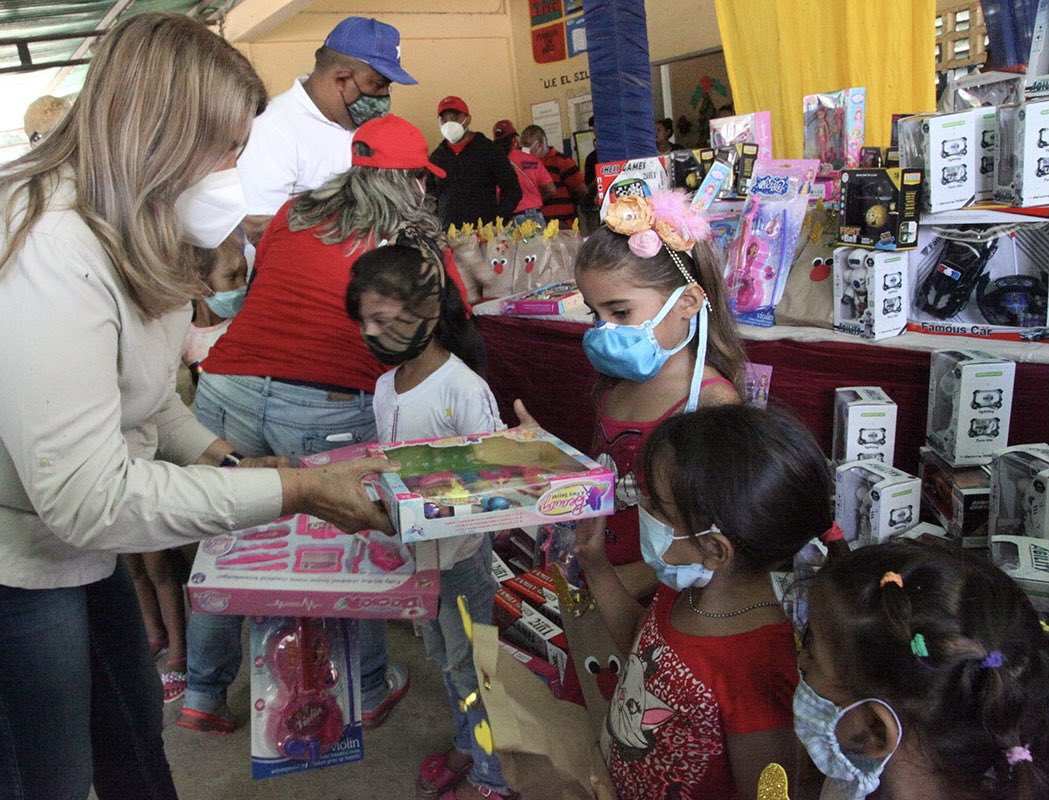 Yelitze Santaella tweet media