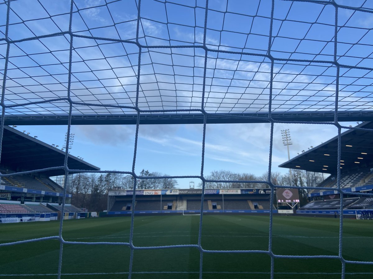 lukeRussell1992's tweet photo. On to the next one and the visit of @kvmechelen and another top team effort #ohlvkvm #ohl #proleague #xmasfixture #firstoftheweek #bonki https://t.co/WqV0YXM1sA