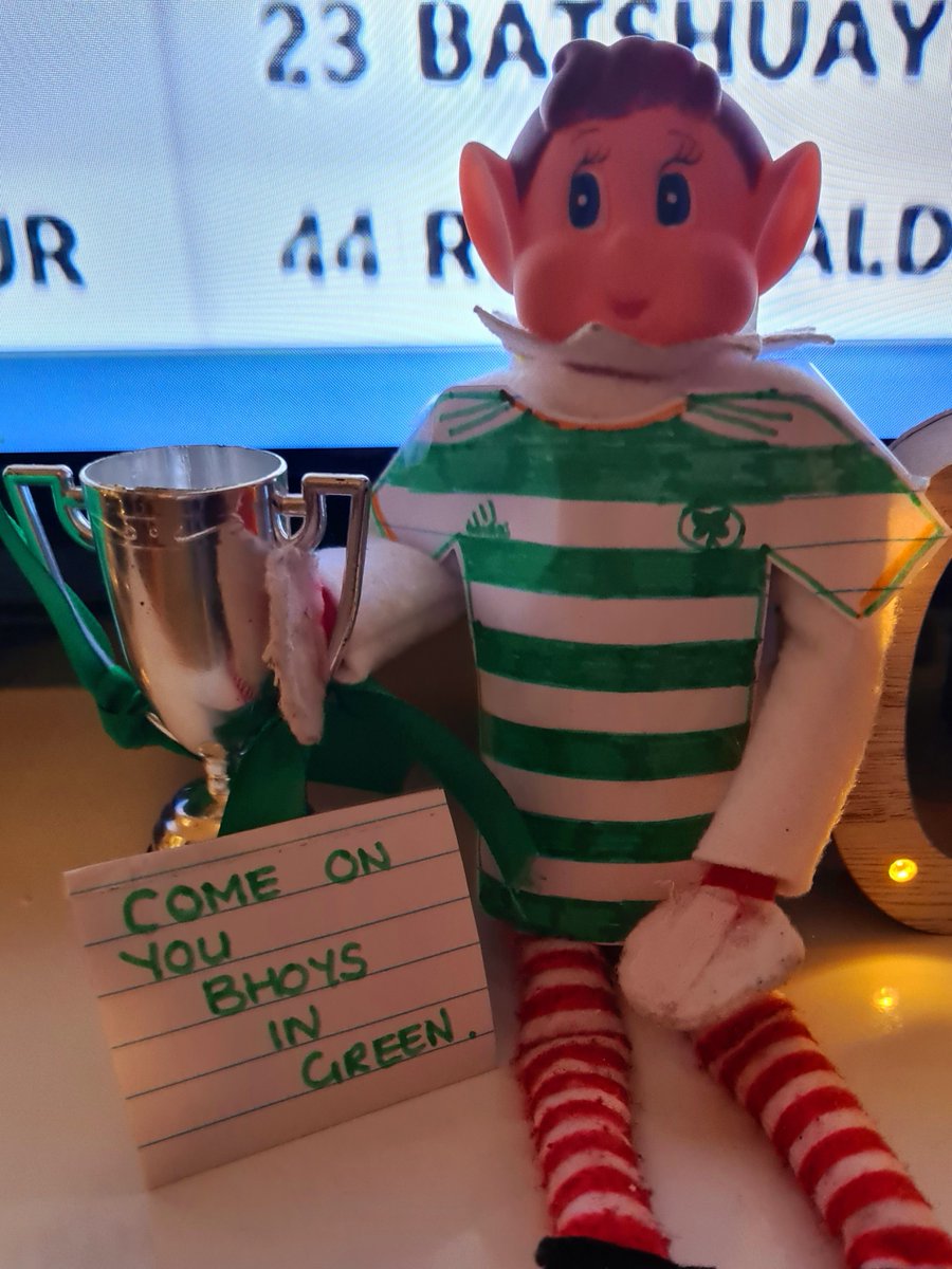LauraScullion4's tweet photo. @CelticFC #comeonyoubhoysingreen https://t.co/QVFsx9OhW1