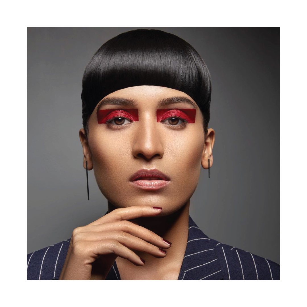 Indiamakeupshow's tweet photo. We’re all eyes for this red square eyeshadow look by Daniel Beur!

Don’t forget to tag us if you try this girl boss look!

#IMS #IndiaMakeupShow #redeyeshadow #eyeshadow #eyemakeup #blueeyeshadow #MakeupLooks #HairGoals #ColorfulMakeup #BoldEyes #Eyeshadow #MakeupGoals https://t.co/tywqEqzroL