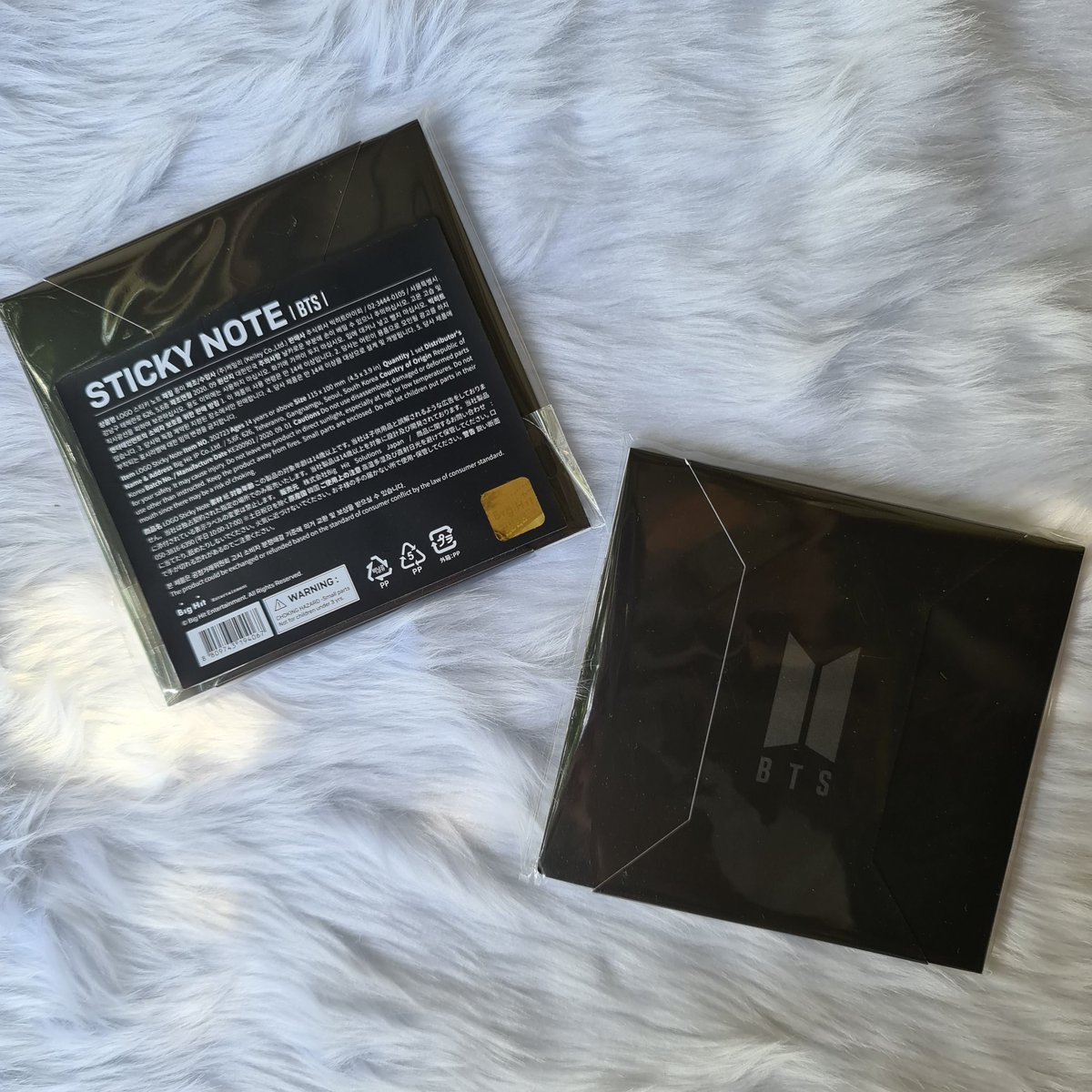 modu_shoppe's tweet photo. ON-HAND | #BTS OFFICIAL MERCH 💜

♡ MOTS Tour Deco Strap - P1200 ✅
♡ MOTS Pop-up Cable Protector V | JK - P450 ✅✅
♡ MOTS Pop-up Sticky Note - P450 ✅✅
♡ Dynamite Celebration Sticker - P690 ✅✅

♡ Available and ready to ship
💌 DM us to order!🤗
#ModuShoppeOnhand https://t.co/Ot16qtwU7S