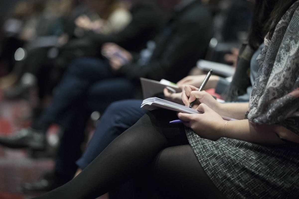 SpirosMargaris's tweet photo. Go For It! 

Editorial #Graduate Scheme

For those just #startingout - applications for the @FT's graduate programme are now #open, named in memory of #PaulMcClean.

https://t.co/iNj4N125E8 #futureofwork @alexebarker #journalism @FinancialTimes MT @T_Louloudis https://t.co/pdWsuOGUgk