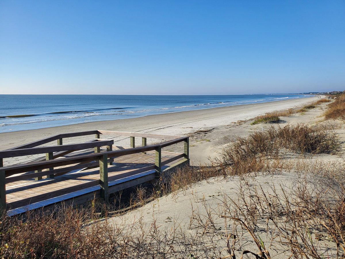 HeinchonShawn's tweet photo. Good morning from Kiawiah Island https://t.co/Nj3BE3hdVa