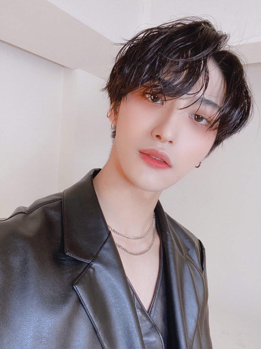 ATEEZofficial's tweet image. [#성화] The Story Never Ends 비하인드
🖤🖤🖤🖤🖤🖤🖤🖤🖤🖤
#ATEEZ #에이티즈