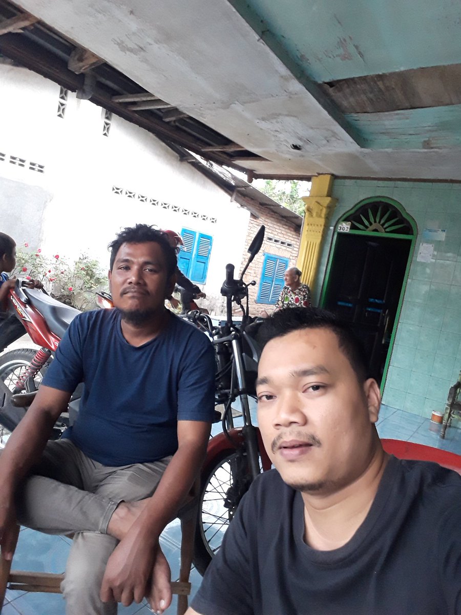 gandasimon28's tweet photo. Review Ayam Geprek Tutuyuyuk @IrwanS_12 .
Jl Mesjid Taufik No143 Medan https://t.co/yj7dKQ0XVw