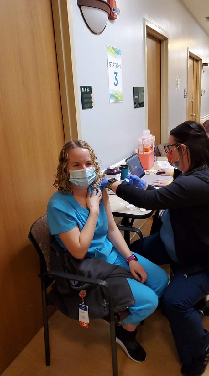 BuildUpRDNs's tweet photo. #ThisIsOurShot
#InspireRDs Dietitians #VitalAF #essentialWorkers #frontlineworkers
#rdchat #builduprdns
Getting #COVID19 vaccine because #VaccinesWork https://t.co/HNhRprnDqz