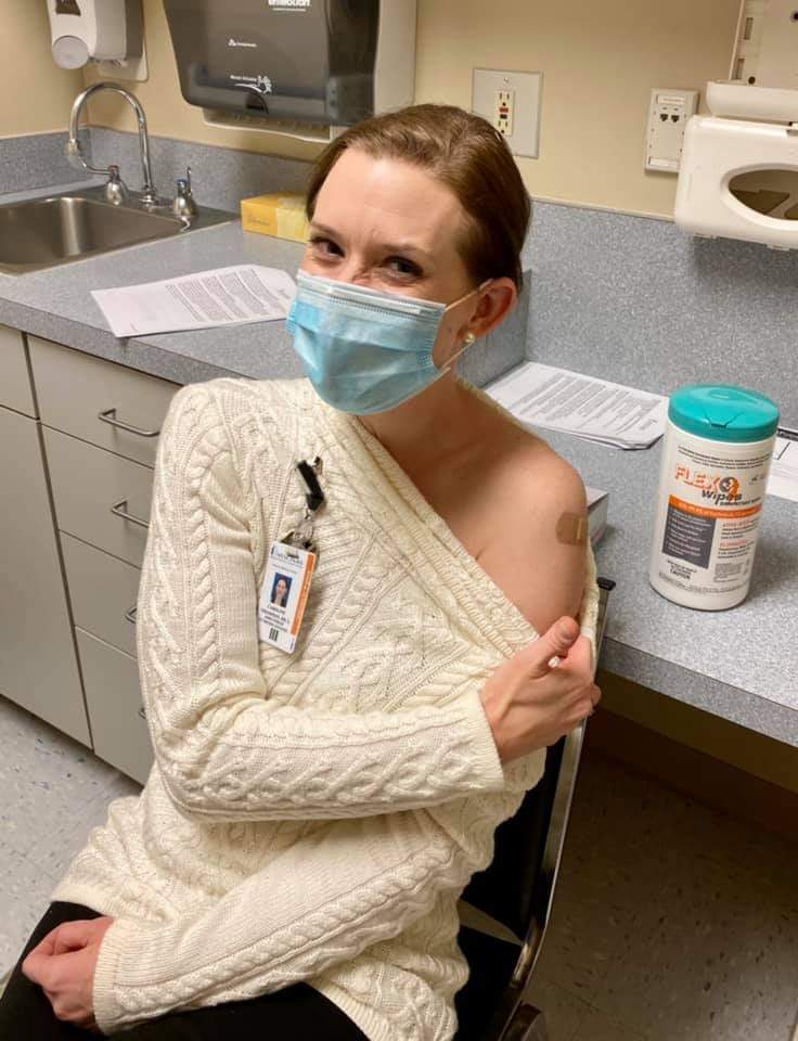 BuildUpRDNs's tweet photo. #ThisIsOurShot
#InspireRDs Dietitians #VitalAF #essentialWorkers #frontlineworkers
#rdchat #builduprdns
Getting #COVID19 vaccine because #VaccinesWork https://t.co/HNhRprnDqz