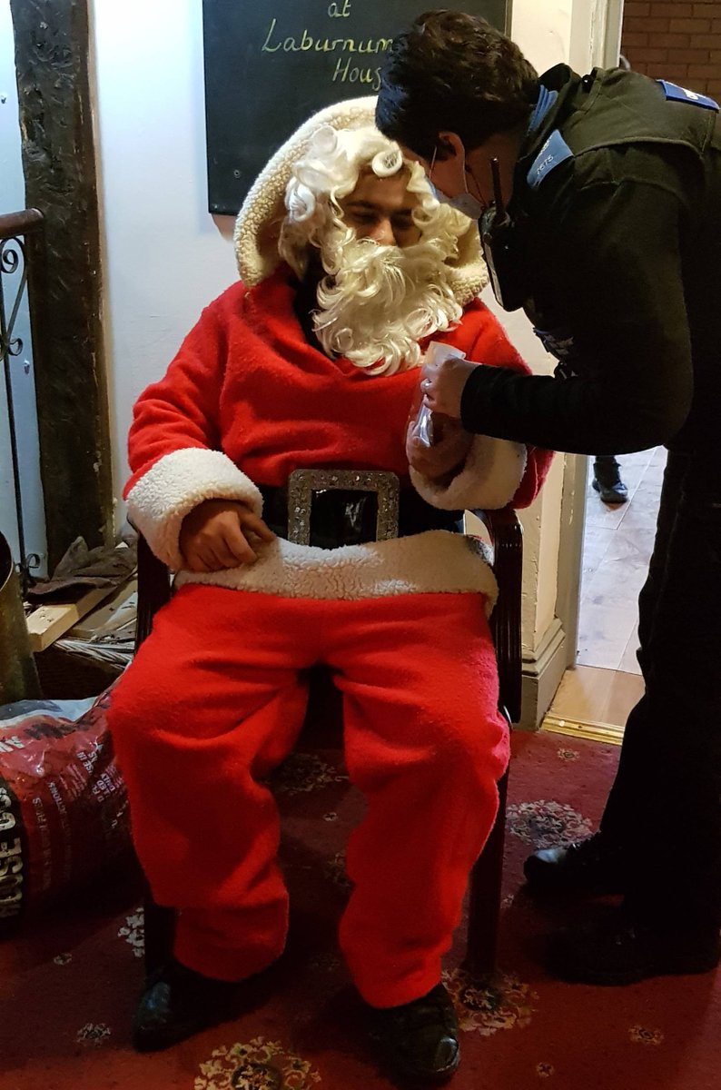 ASPSedgemoor's tweet photo. Thankyou to the Bulgarian Community at Laburnum House for sharing their 'New Year' celebrations with us. #PCSOSam #staysafe @burnham_on_sea @christmas2020 #diversity https://t.co/Yn0nci3x3Y