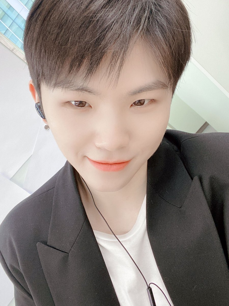 WOOZI17FR's tweet photo. [TWITTER] 201220

[17'S WOOZI] Le retour de cet angle

#HaN
Cr : pledis_17 https://t.co/O8MOvVOoNf