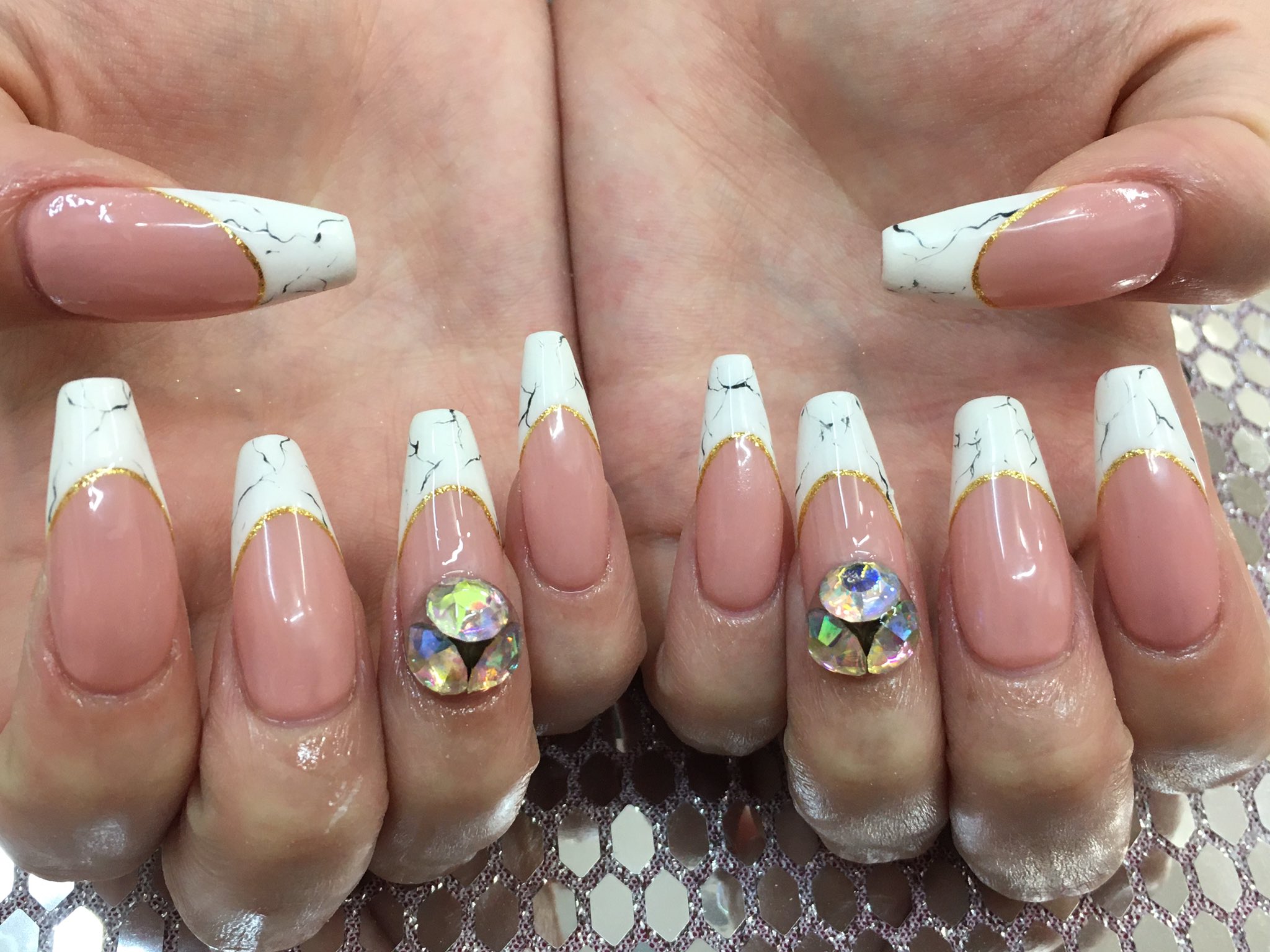 Nailsgogo 渋谷 ネイルサロン Nailsgogo ネット予約 T Co Pjrbh5rlbe インスタ T Co Gmbqsa2d9y ネイル 担当 いしまる フレンチネイル 大理石ネイル ありがとうございました 渋谷ネイルサロン Jkブランド スカルプネイル
