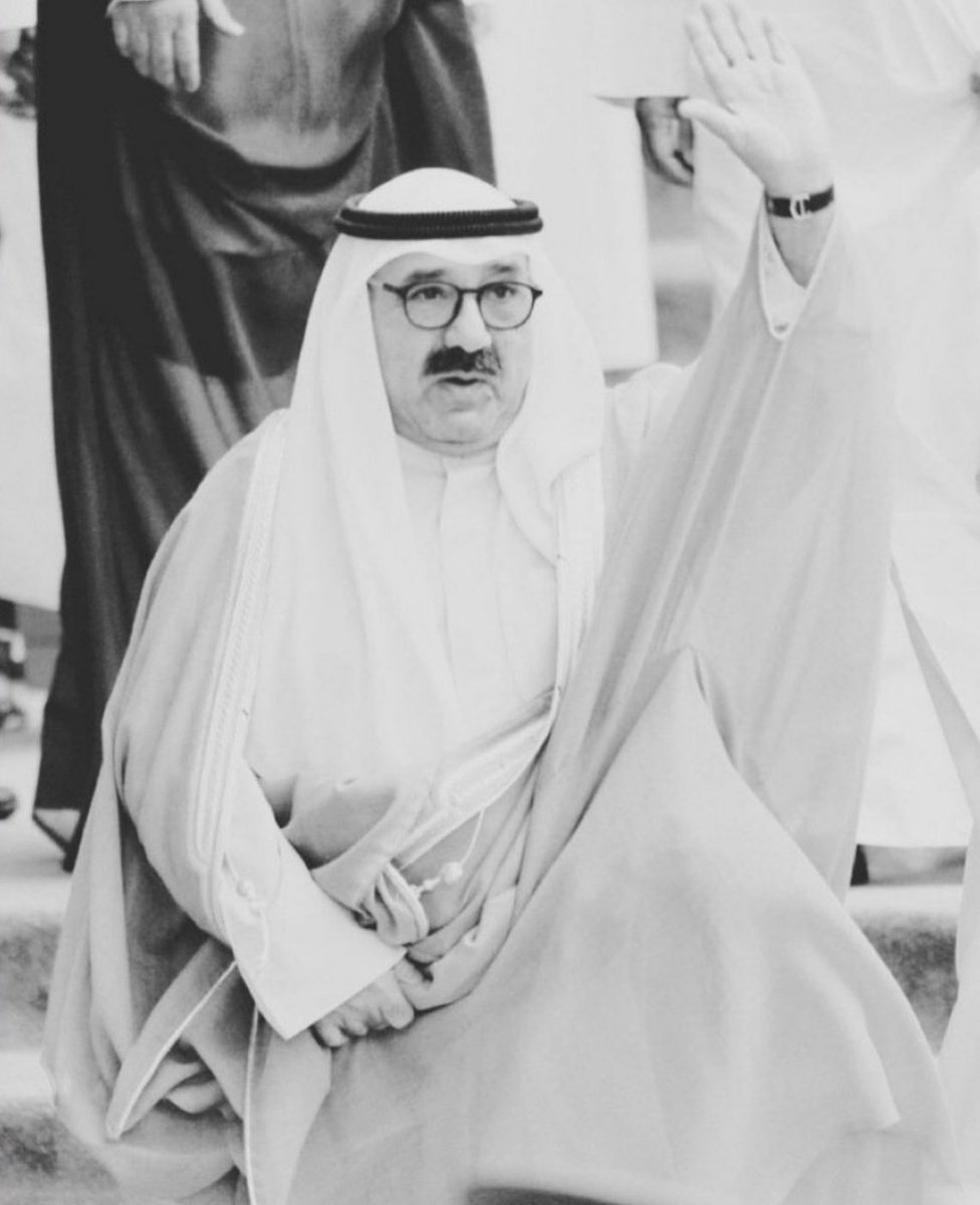 EconClub_CBA's tweet photo. إنا لله وإنا اليه راجعون

اللهم اغفر له وارحمه وأكرم نزله ووسع مدخله واجعل قبره روضة من رياض الجنة 

#ناصر_صباح_الأحم�� https://t.co/rLMNTG3zaH