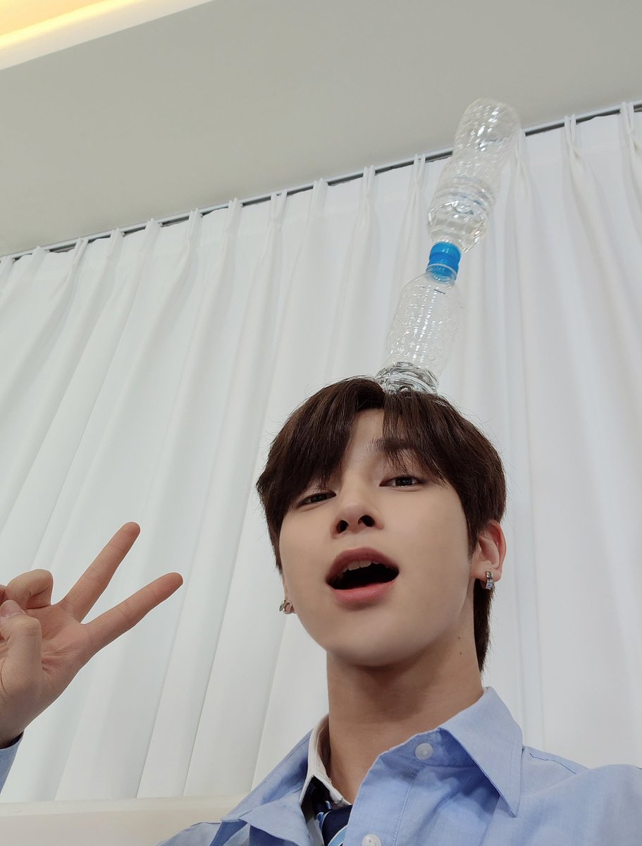 [#한결]
이거 할 수 있는 사람? 
나밖에 없으야?ㅋㅋㅋ
#BAE173 #비에이이173 #HANGYUL