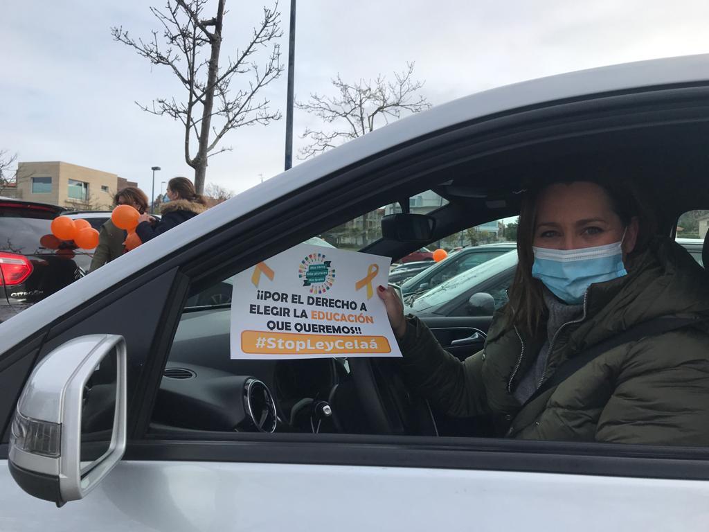 ❌La #LeyCelaá ha sido tramitada a toda prisa y de forma express

⚠Se lleva por delante los derechos de las familias

🗣<a href="/Beatriz_Pino_/">Beatriz Pino</a> "Es un atentado contra la libertad de elección de centro de los padres, contra la educación concertada y educación especial" #STOPLeyCelaá
