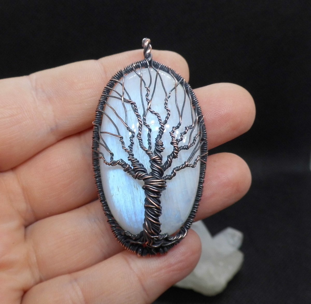 CharismaCrystal's tweet image. #moonstone #treeoflife pendant 🌙
CharismaCrystals.etsy.com 

#moonstones #witchcraft #supernatural
#supernaturaluk #UKBizHour #DiscoverEtsy #UKGiftHour #handmadejewelry #handmadegifts #etsyhandmade #womaninbizhour #etsy #yule #yuletide #spirituality #crystals #newyearsale #Sales