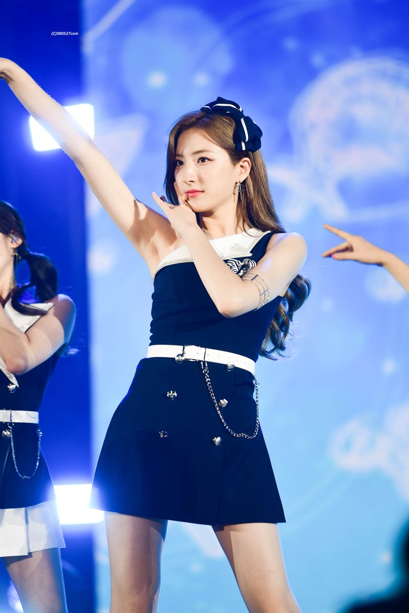 서리질러 🦋 tweet media
