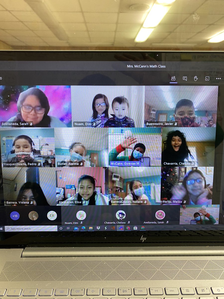 Gwenae5's tweet photo. Our virtual Christmas Celebration was a blast!  @PetersenHISD #ThisIsPetersen @DanitraArredon1 https://t.co/3EOHneHXed