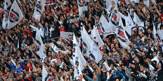 ssibelmiyy's tweet photo. Başka sevdalara kapalıyız, sonuna kadar beşiktaş 🦅
#besiktas https://t.co/Vks3ICbiPH