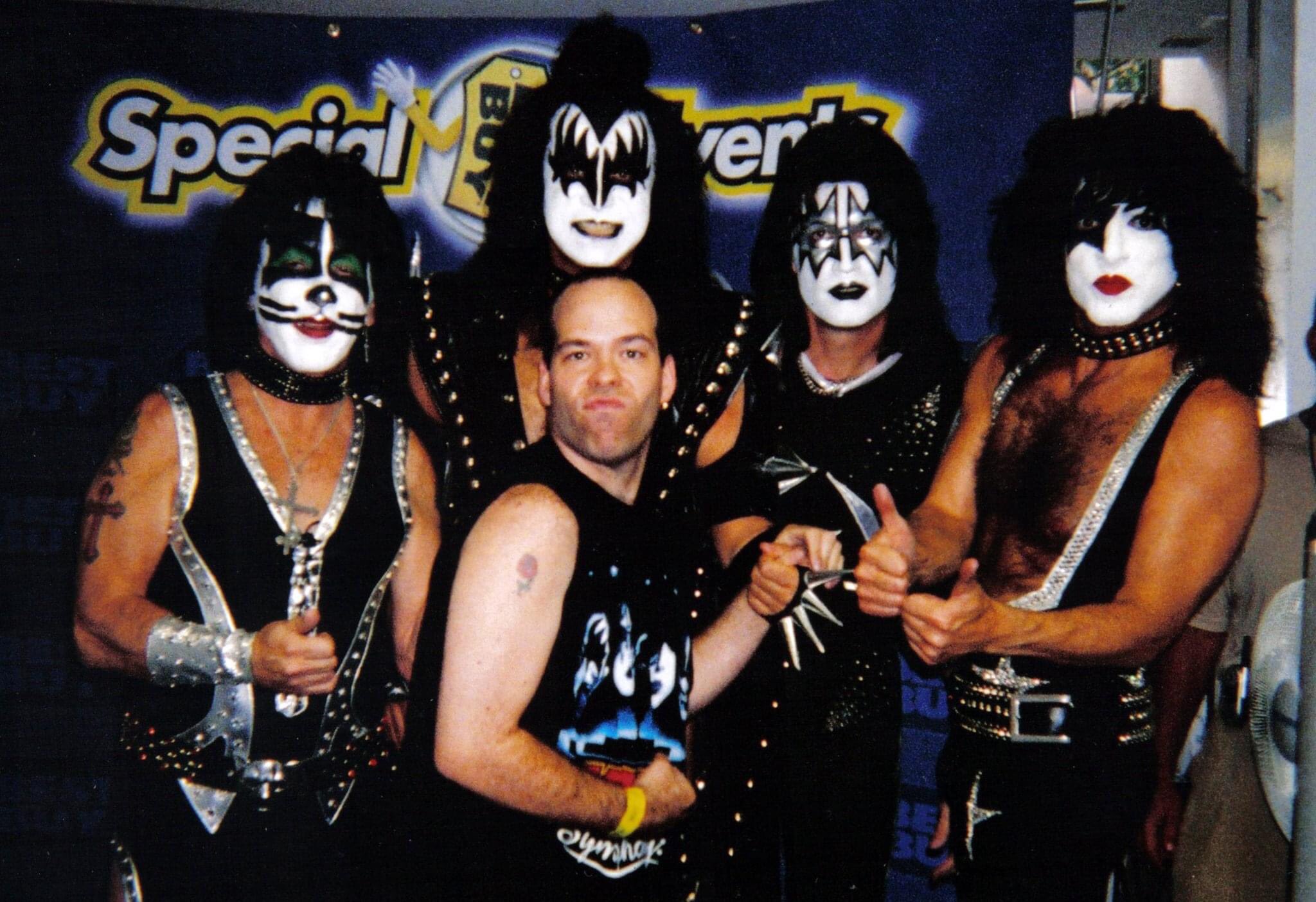  Happy Birthday Peter Criss!!! 