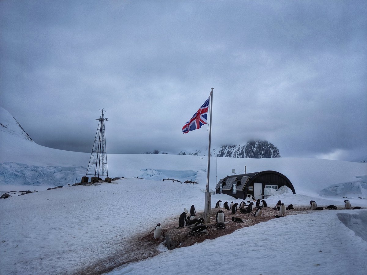 @kate_frankie A3. This is a cheat picture from this time last year in Antarctica, as it's the southern summer. A few day before Midsummer in the south, with a bit of cloud obscuring the midnight twilight at Port Lockroy. #PTTravel