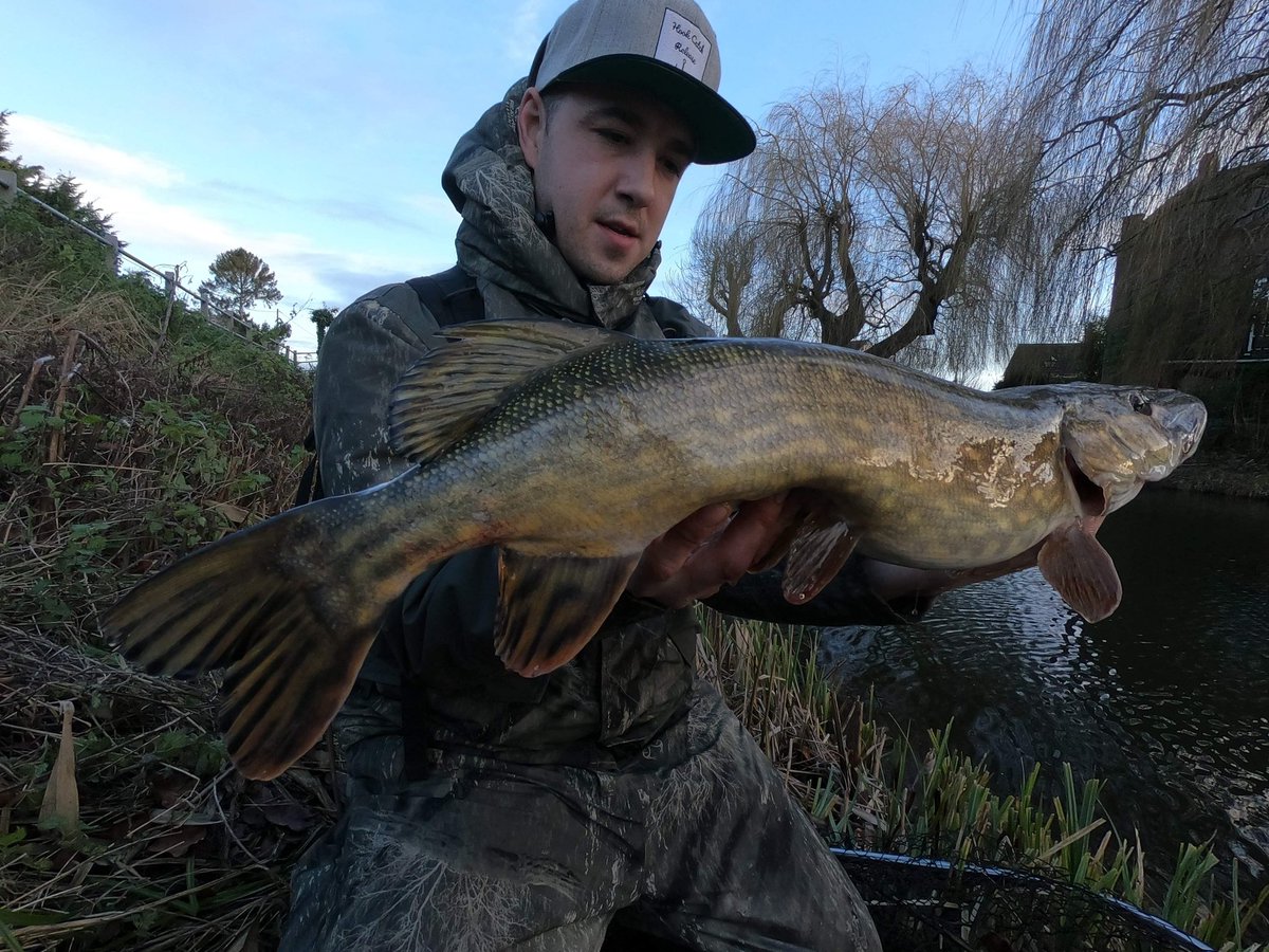 HCRFISHING's tweet photo. Finally back at it again with some free time you gotta make the most of it!
#fishing #esox #pikefishing #predatorangler https://t.co/sy0ZzQy8XL