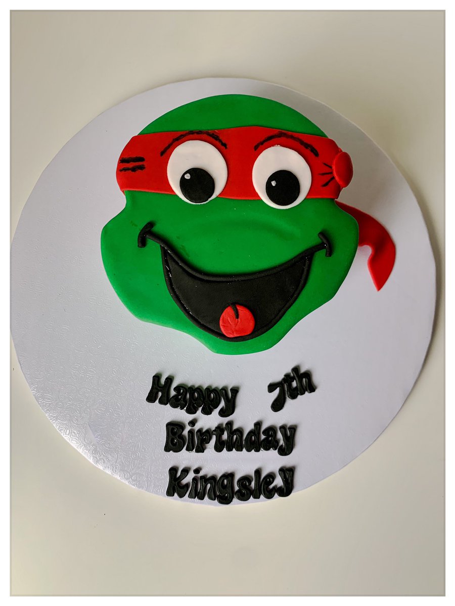 KeiaKakes's tweet photo. Cakes #cakes #DallasTX https://t.co/uPEssywQb0
