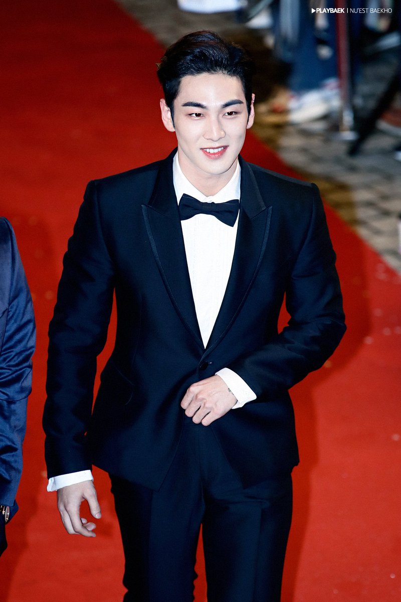 DONGHO AT KBS ENTERTAINMENT AWARDS 2019 A THREAD  #baekho  #dongho  #강동호  #백호 (btw, i forget some of the source so if i didn't include it and the pic has no logo, i apologize in advance. Alsp if there's same pics )