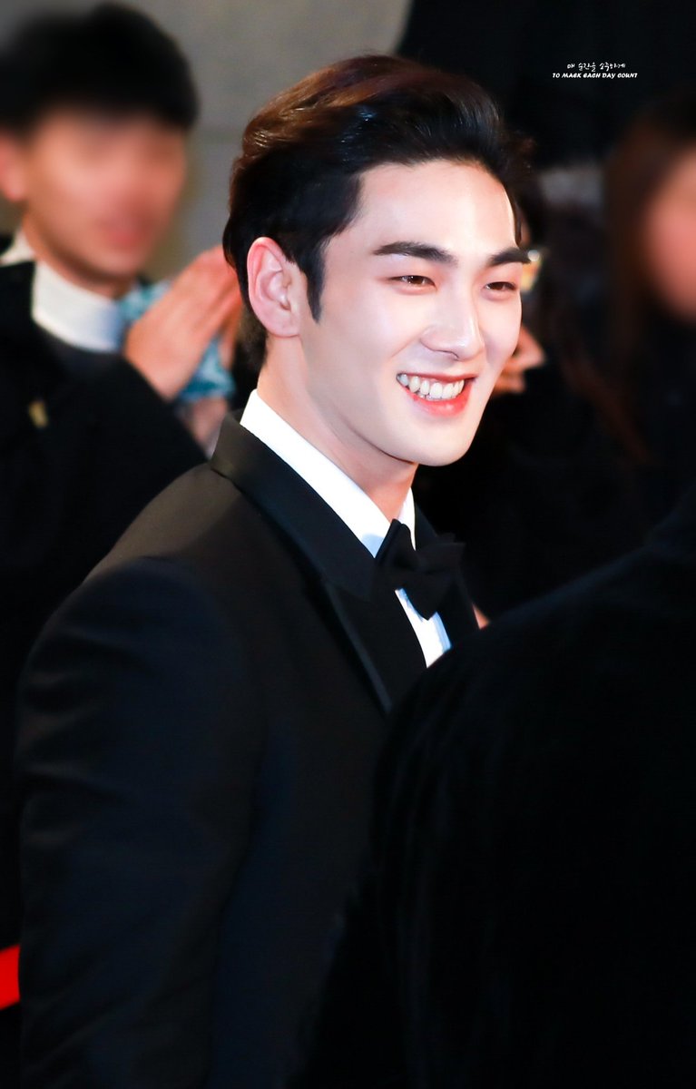 DONGHO AT KBS ENTERTAINMENT AWARDS 2019 A THREAD  #baekho  #dongho  #강동호  #백호 (btw, i forget some of the source so if i didn't include it and the pic has no logo, i apologize in advance. Alsp if there's same pics )