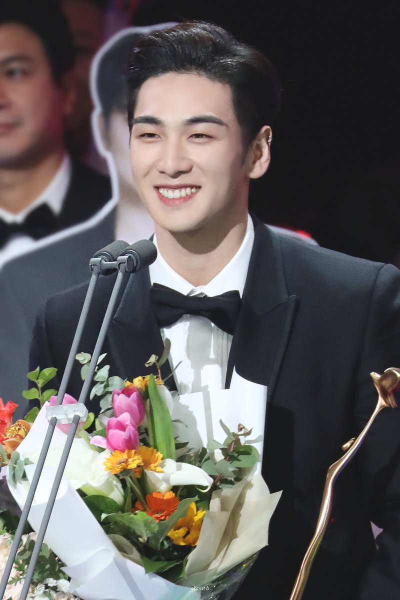 DONGHO AT KBS ENTERTAINMENT AWARDS 2019 A THREAD  #baekho  #dongho  #강동호  #백호 (btw, i forget some of the source so if i didn't include it and the pic has no logo, i apologize in advance. Alsp if there's same pics )