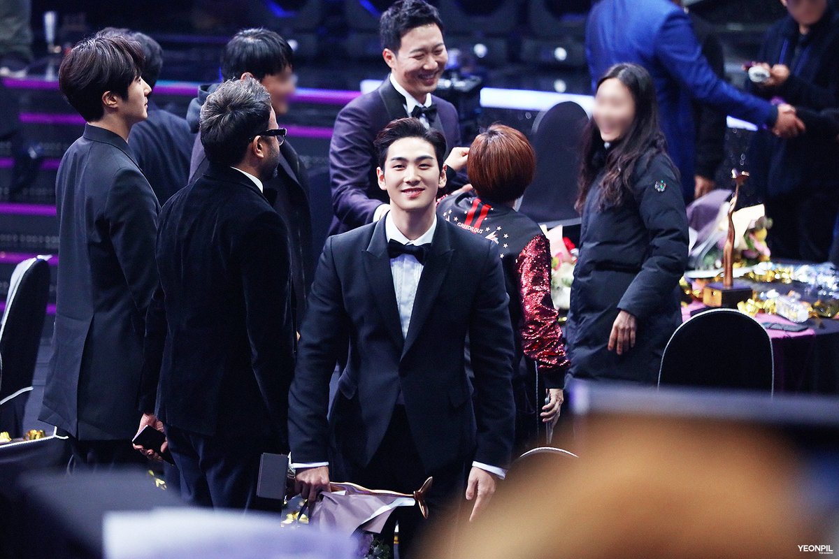 DONGHO AT KBS ENTERTAINMENT AWARDS 2019 A THREAD  #baekho  #dongho  #강동호  #백호 (btw, i forget some of the source so if i didn't include it and the pic has no logo, i apologize in advance. Alsp if there's same pics )