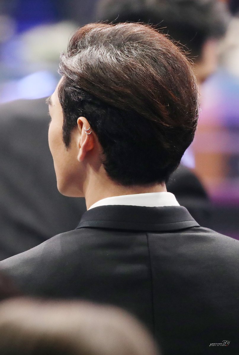 DONGHO AT KBS ENTERTAINMENT AWARDS 2019 A THREAD  #baekho  #dongho  #강동호  #백호 (btw, i forget some of the source so if i didn't include it and the pic has no logo, i apologize in advance. Alsp if there's same pics )