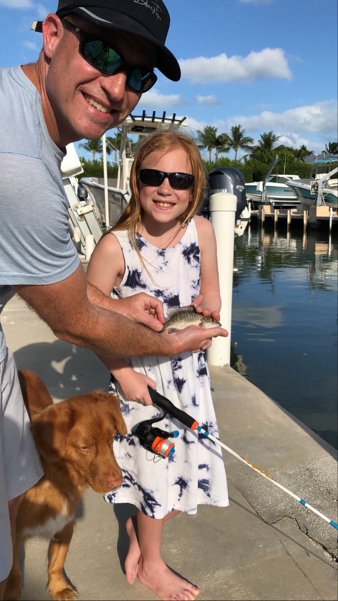 SWVatalaro's tweet photo. Got to share some of my childhood favorites with my girl today 🌴☀️#keyskid #homefortheholidays https://t.co/SceMKompgx