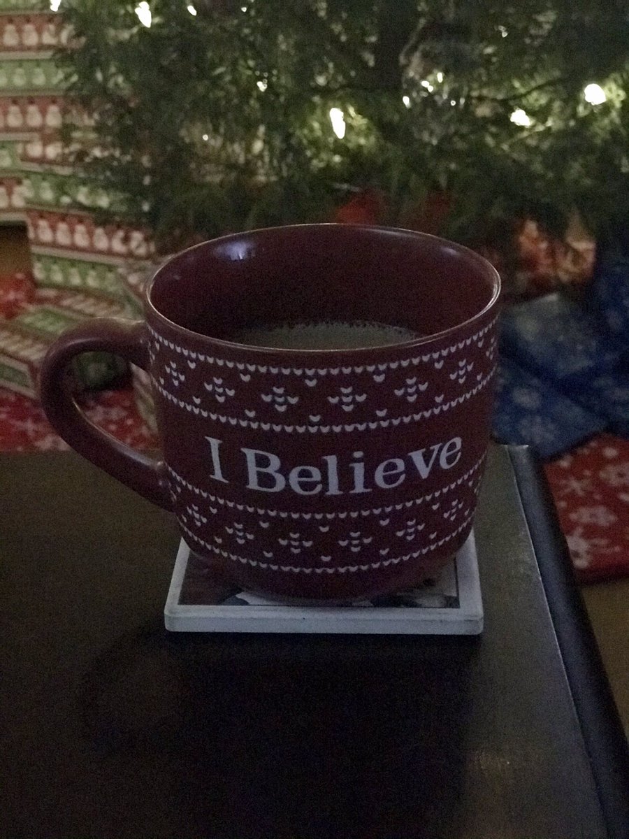 terryfriarsf's tweet photo. I believe. Do you? Five more days to go. Have a safe and happy holiday. #believeinthemagic #fivemoredays #HappyHolidays #terryfriarstatefarmagent https://t.co/yeBDkrQ2N0