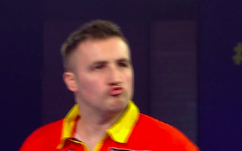 HighRollerRadio's tweet photo. What are the odds that first set hits #youtube on #EdgarTV?

I'll say 2-to-1. 

3-nil, 1-0. Matthew Edgar! @theedgar501 @J_Lo_Paine #Darts #WorldDartsChampionship https://t.co/cYSYnJYz5Y