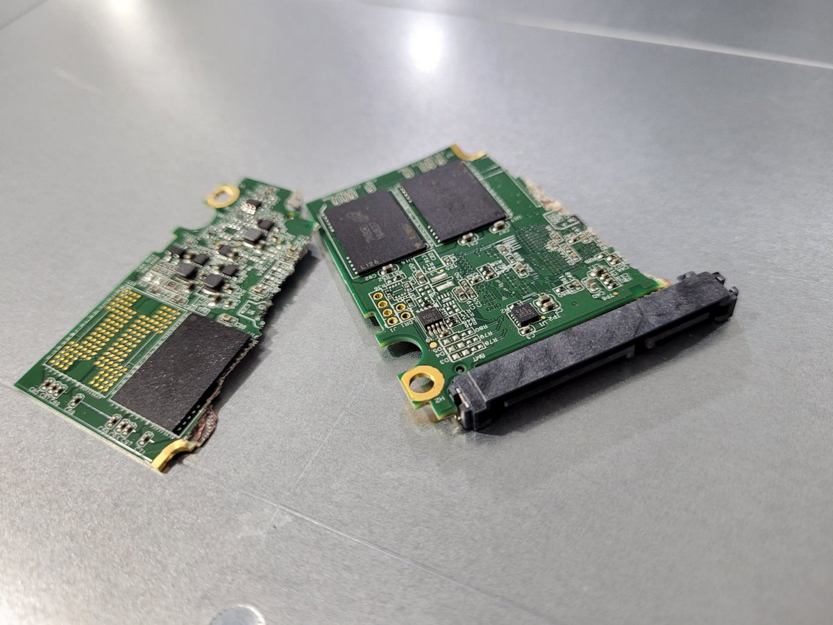 phoronix's tweet photo. #Linux 5.11 #XFS Will Flag File-Systems In Need Of Repair #needsrepair
https://t.co/U8PRhYpzUO https://t.co/ls2Q1UiVcD
