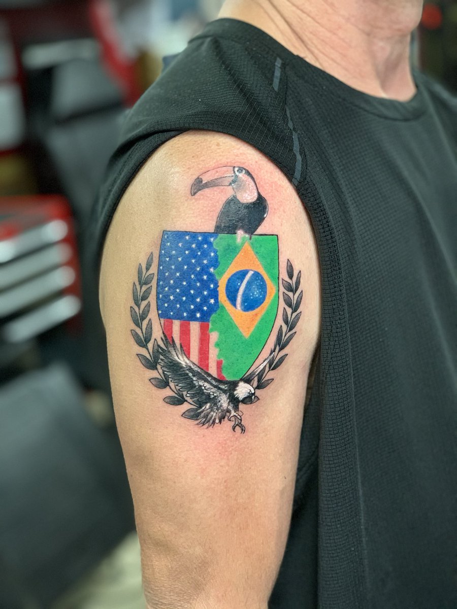 Obrigado Iron Glory Tatoo pelo excelente trabalho!
Thank you Iron Glory Tatoo for the beautiful work!