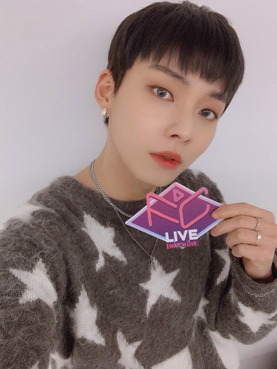 ❄️#D1CE 1st ONLINE WORLD FANMEETING
(Christmas Party)❄️

#WOODAM

#HYUNSOO

#JINYOUNG

<a href="/officialD1CE/">디원스 D1CE</a> #디원스 #우진영 #김현수 #박우담 #정유준 #조용근
#FCLIVE #オンラインライブ #onlinelive