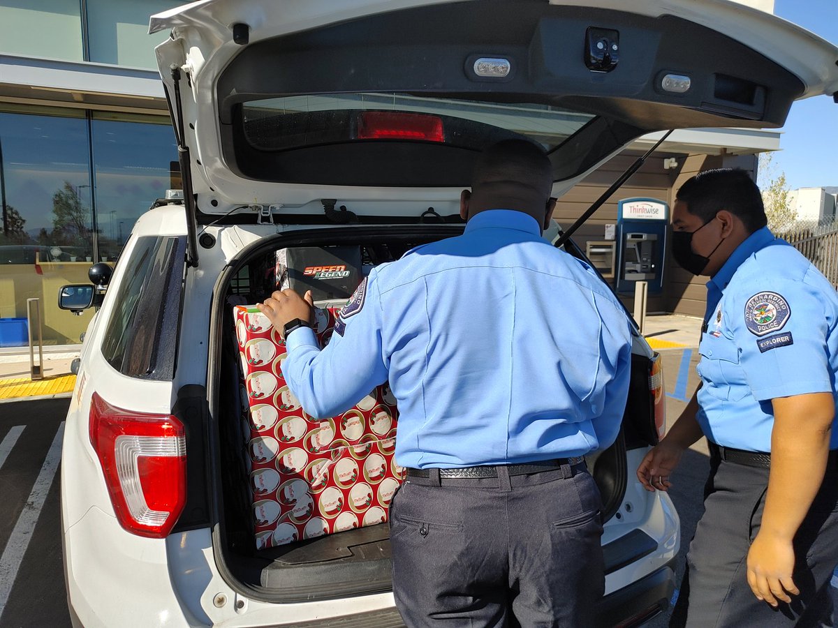 SBCUSDPOLICE's tweet photo. #DistrictPolice would like to thank our #Leader Chief, @SBSPDjpaulino for donating toys for #SparkOfHope Stuff-A-Cruiser yesterday &amp; for talking w/our partners @IESportsNet @IECoachB @ThinkwiseCU Explorer  #POST304 @lavidaalauren #George #SantaClaus everyone! https://t.co/ZFmosJtv7M