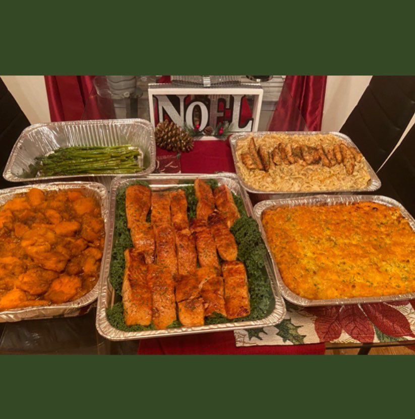 kiya_nichelle's tweet photo. Cooking with Kiyaโs Holiday Party Edition โ๏ธ๐๐
๐ฝ #dmv #dmvcatering https://t.co/jcYzWqETI2