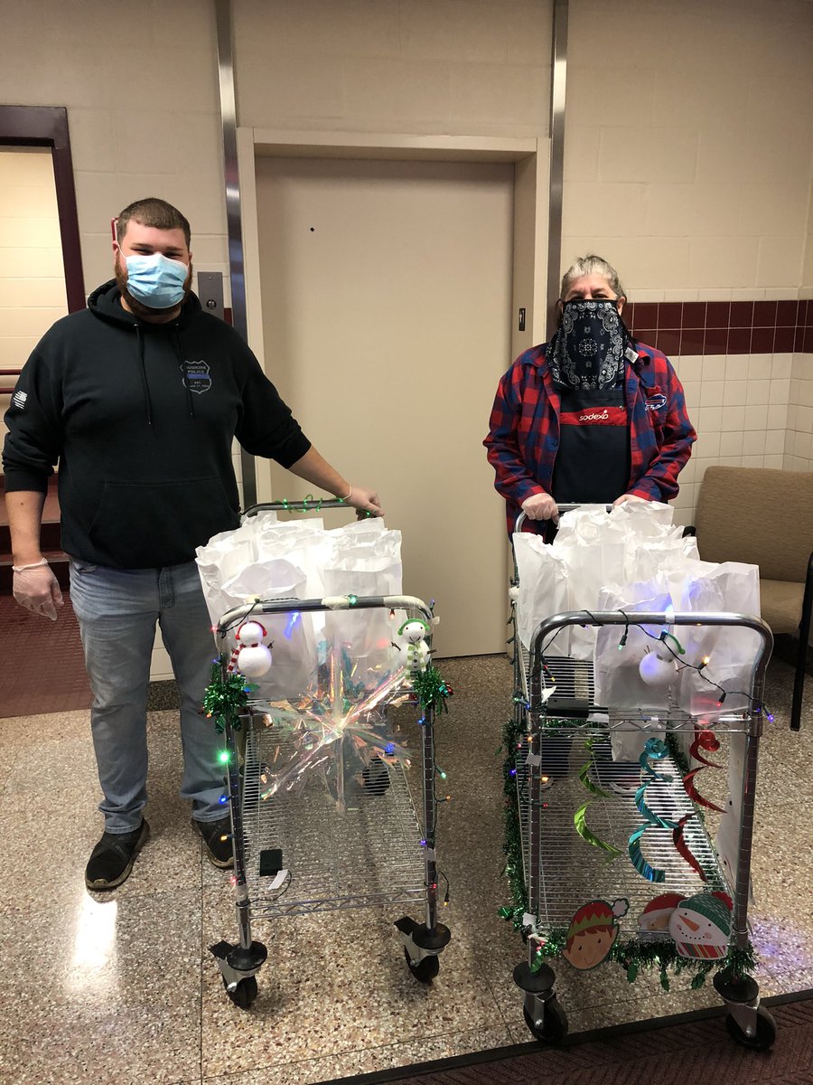 DunkirkSchool4's tweet photo. Ms. Debbie and Mr. Kevin with their festive carts!!!!  Thank you for going above and beyond every day!!!  @DunkirkCSD https://t.co/hMBZnFP6WG