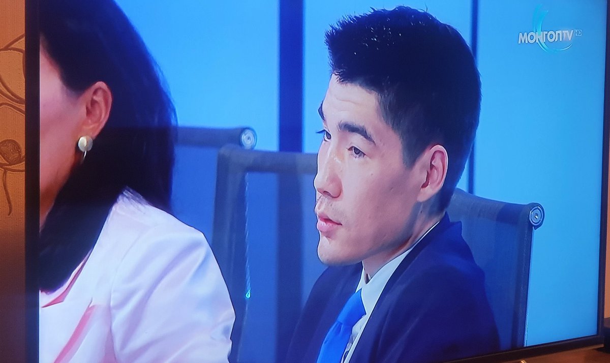 od88oo's tweet photo. Муу санаа биеэ отно гэдэг билүү  #ApprenticeMongolia https://t.co/i9c1VMfhwU