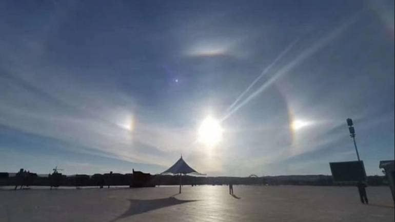 12) Multiple SunsThere are myriad photos I've seen of strange sun events, some included here.I've never seen something like this in person - but it makes you wonder...
