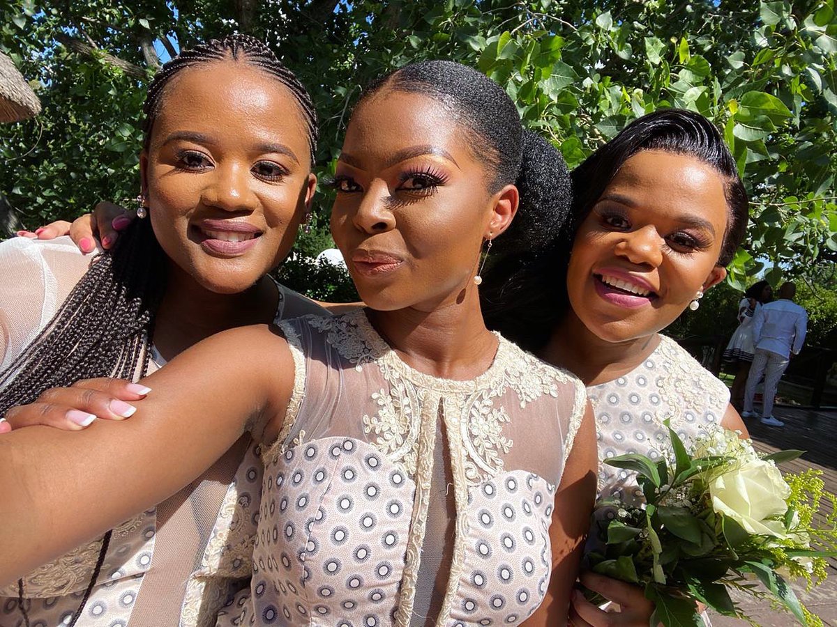 Bridesmaid for a day, but best friends for life. Proud to be a part of #NamhlaAndTapelo’s #IDo crew!

#bridesmaids 
#bridetribe
#bridesquad 
💄: @Cani_Mannah