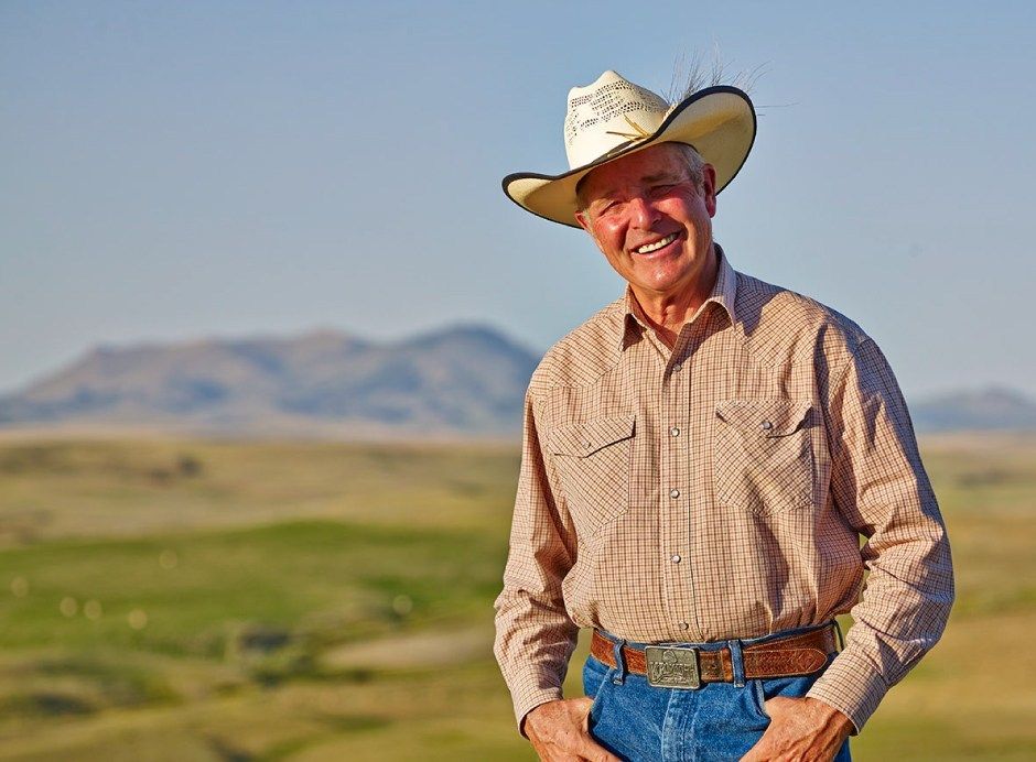 #Organic farmer and author Bob Quinn details why organic farming creates healthier soils and foods and revitalizes rural communities. buff.ly/2KndQcS