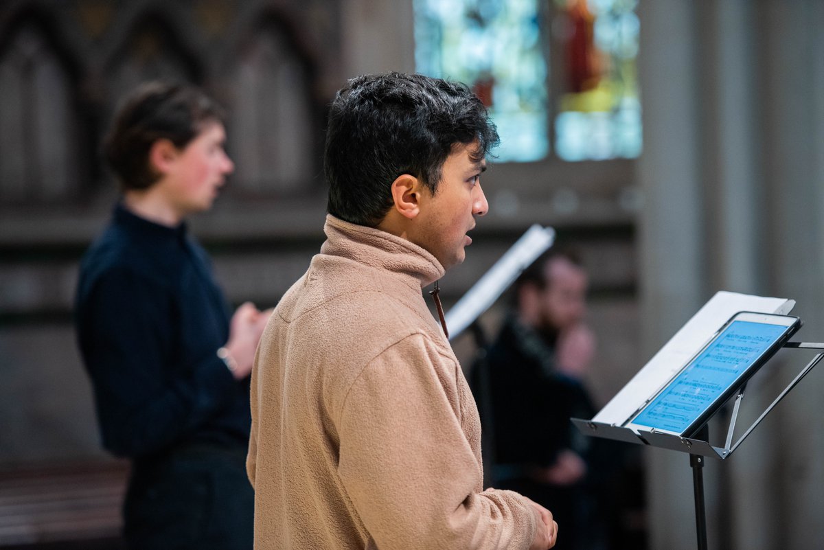 Look at our beautiful singers working their vocal magic in these shots from our #twelvecomposerscomposing recording day!

Thanks to @bentomlin_photo for the lovely pics!

#recording #photography #prettypeople #choralmusic #newmusic #singing #classicalmusic #twelvedaysofchristmas