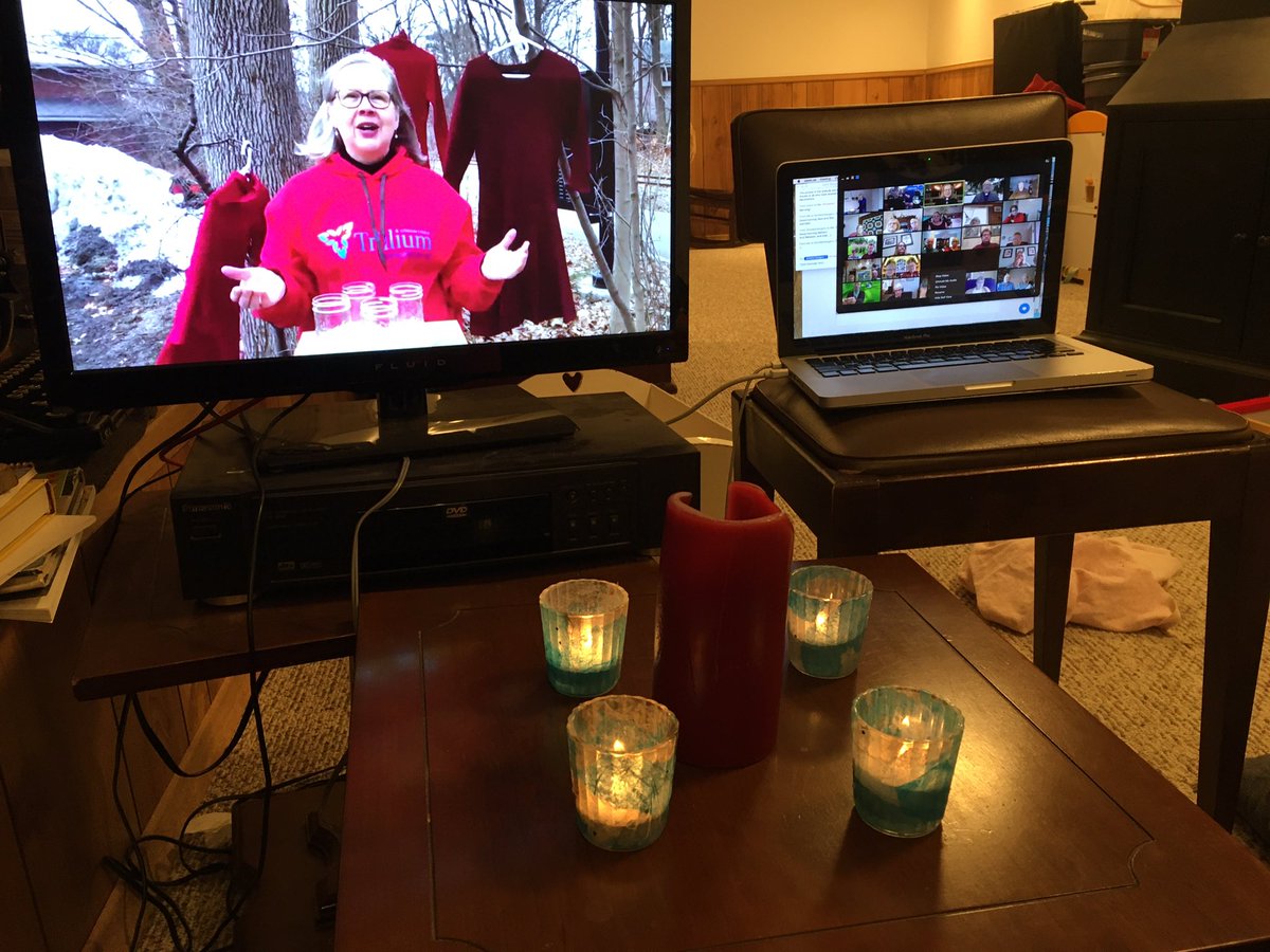 Worshipping together with our community on this 4th Sunday of Advent. Thank you @Pastori_Elina for displaying red dresses as we pray for an end to violence against indigenous women. May we act in solidarity with indigenous communities to address this crisis. #reddressproject