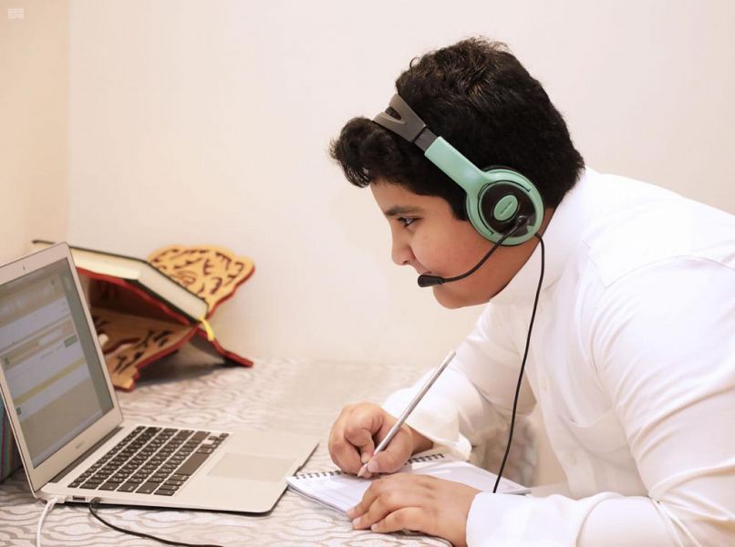 SPAregions's tweet photo. نجاح اليوم الأول في اختبارات #منصة_مدرستي وتفاعل كبير بين المعلمين وطلابهم وشراكة مستمرة بين المدرسة والأسرة.
https://t.co/ue4xef2001
#واس_عام https://t.co/0ZWlpxDxHU