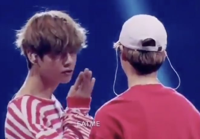 TAEJIN_TR's tweet photo. 2017’de Seokjin spotify çalma listesine Lost, Save Me ve It’s Definitely You’yu eklemişti bu şarkıların ortak noktasının taehyung ile yaşadıkları özel anlardan oluşuyor olması 🥺
#4yearsWithItsDefinitelyYou https://t.co/L9gnJ2ITBA