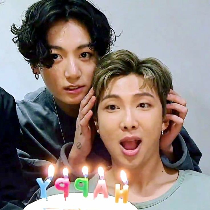 "my happiness started when i first met rapmon hyung"           -a thread-