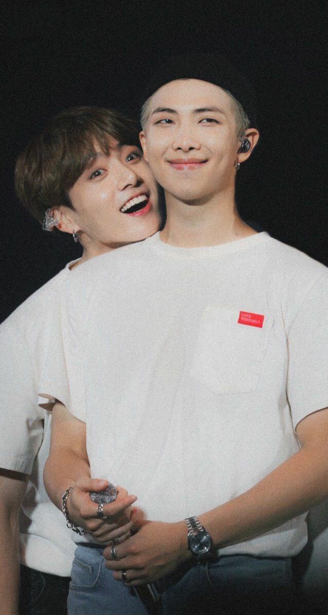 "my happiness started when i first met rapmon hyung"           -a thread-